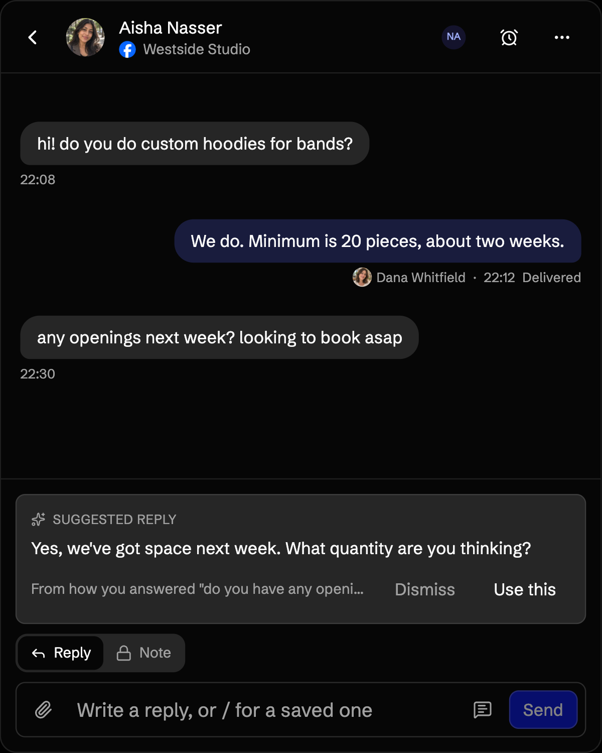 A customer asking about booking, with Stonechat’s suggested reply underneath.